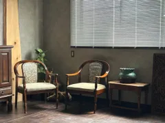 リメイク品　尾州生地　イエロー座面　カリモク　コロニアル　アームソファ　NI リメイク品 尾州生地 イエロー座面 カリモク コロニアル アーム