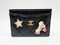 CHANEL シャネル マトラッセ  クラシック カードケース  カードホルダー ラムスキン ブラック チャーム付き AP0213 B14967 94305 美品