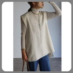 新品タグ付き　Vネックツイードベスト　ライトベージュ　Bonjour sagan