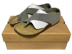 Item thumbnail for item 4df9bad5-b8e6-44be-9a41-6e31df15dcbd