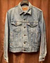 中古 Levi