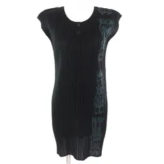 極美品　イッセイミヤケ　132 5 折り紙パタパタ　ワンショルダー　ドレス　黒 132 5. STANDARD DRESS – ISSEY MIYAKE ONLINE STORE