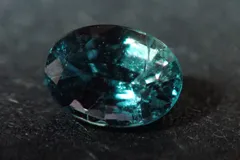 糸魚川産 アレキサンドライト 金緑石 1223ct 244.6g 鉱物 宝石