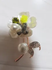 フラワー パール ブローチ キュービック 装飾