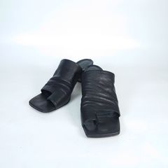 UNTISHOLD Dil サイズ37 リアルレザー サンダル 黒　未使用 UNTISHOLD Dil サイズ37 リアルレザー サンダル 黒 未使用 - メルカリ