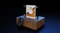 観客が言った時間を予言できます。 Frozen in Time High Tech Version 2 by IARVEL Magic