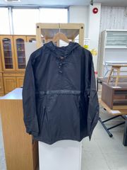 MARY QUANT（マリークワント）ウインドブレーカー　マウンテンパーカー　年数経ってます　タグなし中古美品