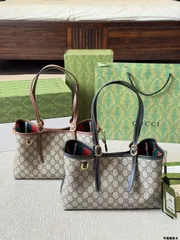 【今日特価】Gucci Emblem ニューアイテム ショッピングバッグ / トートバッグ - GG× ストライプ コンビネーション