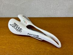 【新品未使用】 SELLE SMP forma セラエスエムピー フォーマ ロードバイク サドル 白 グラベル クロモリ シクロ 自転車 折り畳み自転車 ミニベロ 白サドル【送料無料】