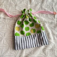 ハンドメイド　給食袋　新学期　北欧　りんご　女の子　アップル　入学準備