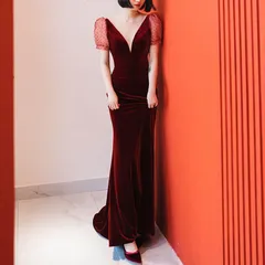 カラードレス  赤 カクテルドレス ロングドレス パーティードレス 半袖 パフスリーブ ベルベット ロングトレーンドレス バックレス 発表会 演奏会 ステージドレス イブニングドレス タイト キレイめ 1003