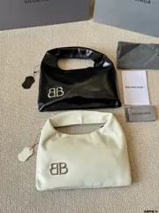 【今日特価】Vintage Balenciaga アームポーチバッグ-MM輸入