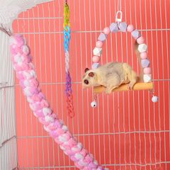 新品 モモンガ おもちゃ ３点セット ロープ 小動物 遊び場 ロープ ブランコ 吊り下げ モモンガ 爪研ぎ (ピンク)