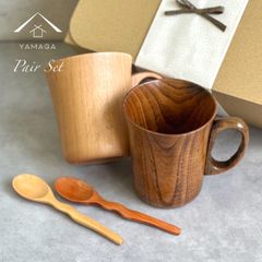 【新商品】【ギフトボックス付き！プレゼントに最適！】4点セット マグカップ 天然木製 ペア ウェーブスプーン ナチュラル うるし塗り ギフトボックス付き ラッピング かわいい 新生活 コップ スプーン 新生活