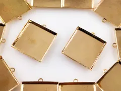 ミール皿　25mm　カン付き　ゴールド　KC金　20枚　四角　AP1285のサムネイル
