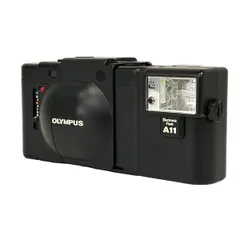 Amazon.com : Olympus XA2 35mm Film Camera with D-Zuiko 35mm