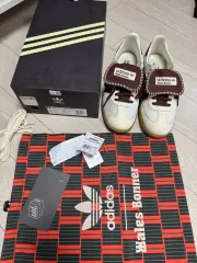 2025年最新】adidasウェールズボナーの人気アイテム - メルカリ 