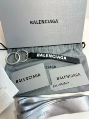 P581 BALENCIAGA メタルキーリング 直径4cm P581 BALENCIAGA メタルキーリング 直径4cm