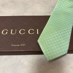 美品 GUCCI グッチ シルク 100％ ライトグリーン 黄緑 G柄 総柄 254-706