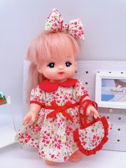 着せやすい❣️ ハンドメイド　155 メルちゃんの服　ソランちゃん　レミンちゃん ワンピースとヘアゴムセット ネイビー水玉 Mサイズ メルちゃん