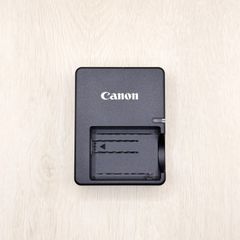 Canon LC-E5 充電器 キャノン キヤノン 純正 チャージャー バッテリーチャージャー リチウムイオンバッテリー LP-E5 用 デジカメ デジタルカメラ EOS Kiss 一眼レフ 0510-1450
