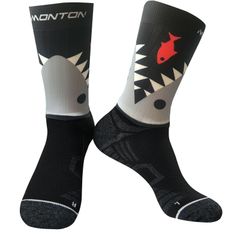 Monton［モントン］サイクリングエアロソックス、自転車用靴下　スポーツソックス［2023 Funnyshark サメ 鮫］ブラック黒