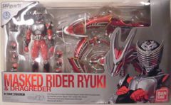 バンダイ S.H.Figuarts 仮面ライダー龍騎 仮面ライダー龍騎&ドラグレッダー