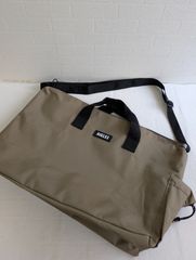 エーグル AIGLE ビッグボストンバッグ ベージュ×ブラック MonoMax コラボ 付録 ノベルティ2024年 12月
