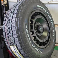 デリカD5 CX8 RAV4 エクストレイル 17インチ LEXXEL SwaGGer スワッガー TOYO OPENCOUNTRY AT3 235/65R17 245/65R17のサムネイル