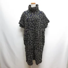 ミーイッセイミヤケ me ISSEY MIYAKE 美品 ハイネック 半袖 ワンピース ネイビー 紺 フロッキードット ワッシャー加工 シワ加工 日本製のサムネイル