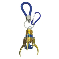 [TOMMYFIELD] クレーンゲームのアーム ストラップ 2本爪 装飾品 アクセサリー カラビナ付 (青) [並行輸入品] [ブルー]