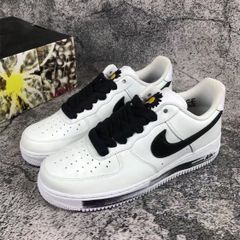 ナイキPEACEMINUSONE x Nike Air Force 1 "Para-Noise 2.0"スニーカー