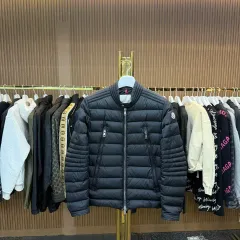 2025年最新】moncler amiotの人気アイテム - メルカリ