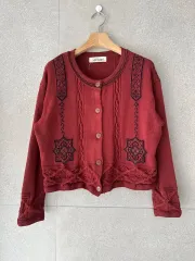 バーガンディー ウール 100 クロップド ケーブル ニット カーディガン