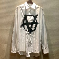 ★お盆期間限定価格★   22AW ヴェトモン VETEMENTS ダブルアナーキー グラフィック プリント シャツ 長袖 白 黒 ホワイト ブラック [S] メンズ N6175/T65