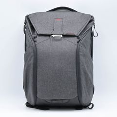 Peak Design ピークデザイン エブリデイバックパック 30L BB-30-BL-1 チャコール アクセサリ【中古】
