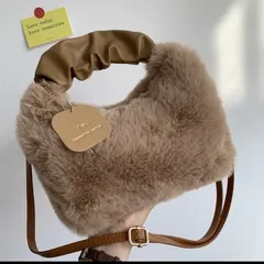 ファーバッグ　ミニショルダー　2way 　フェイクファー　ふわふわ　可愛い　ハンドバッグ　肩がけ　斜めがけ　プレゼント　スマホバッグ　ミニバッグ