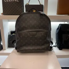 ルイヴィトン LOUIS VUITTON バッグ バックパック リュック LOUIS VUITTON（ルイヴィトン）の「Louis Vuitton・ルイヴィトン