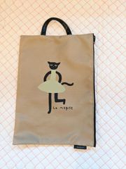 【新品】ら・むりーず　フラットポーチ　ねこ