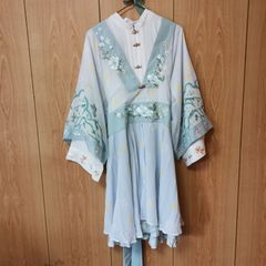 未使用品 水色ワンピース ドレス 髪飾り付き