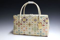 京都 西陣織　　正絹帯地　使用　利休バッグ　お茶席　 5 ○特別セール○ お洒落！！ 京都 西陣織 正絹帯地 使用 利休