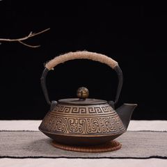900ml鉄瓶 鋳鉄ケトル 直火可 南部鉄器 やかん 鉄分補給 鉄器 鋳物 茶道道具 茶こし付き 伝統工芸品 調理器具 贈り物 プレゼント ギフト