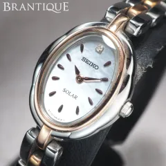【SEIKO】 定価◆￥28,000 セイコー ソーラー V110-0AG0 1PD シェル文字盤 オーバル ピンクゴールド×シルバーカラー レディース 腕時計 「25828」