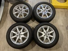 【2212019】スタッドレス LAPORTA01 16インチ 6.5J +38 PCD114.3 5H + BRIDGESTONE VRX 205/55R16 2019年 クラウン リーフ スカイライン 等