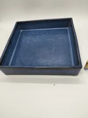 花器 四角形 蓋型 濃い紺色 大型 花台 窯 工房 池坊 フラワーベース 水盤 華道具 花瓶 変形 シンプル 生花 華道 磁器 手作り アンティーク レア レトロ インテリア ビンテージ 昭和 24428四つ葉[YT00442]