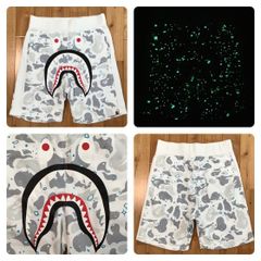 ★蓄光★ Space camo シャーク ハーフパンツ Mサイズ a bathing ape BAPE shark sweat shorts ショーツ エイプ ベイプ 迷彩 Galaxy