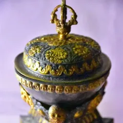 カパラ　カパーラ　僧骨　頭骨　彫刻　オランウータン　チベット　剥製　呪術　呪物 珍品 / 珍品コレクション / チベットのカパラ頭蓋骨のレプリカ
