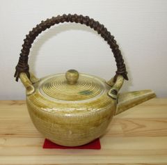 送料込【逢絢亭】茶道具 大棗 輪島塗 沈金彫り 表千家流書付 前志芸男 共箱入り 逢絢亭】茶道具 大棗 輪島塗 沈金彫り 表千家流書付 前志芸男 共