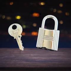 エルメス　シルバーピルケースチャーム　ボリード　ヴィンテージ　レア品❣️ HERMES エルメス ピルケース ボリード ペンダントトップ 925