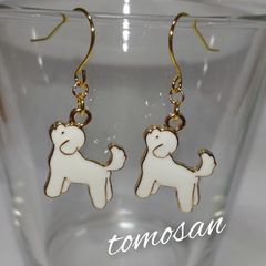 犬のピアス(白わんこ)イヤリング他変更可能